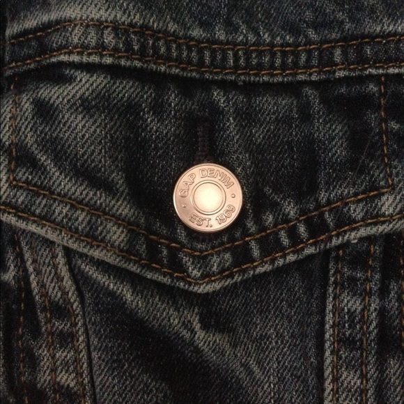 Cropped GAP Jean Jacket - Picture 4 of 8